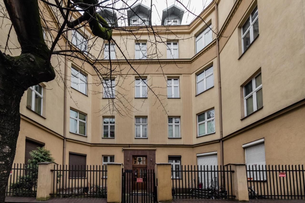 Bingi Apartment Krasków Exterior foto